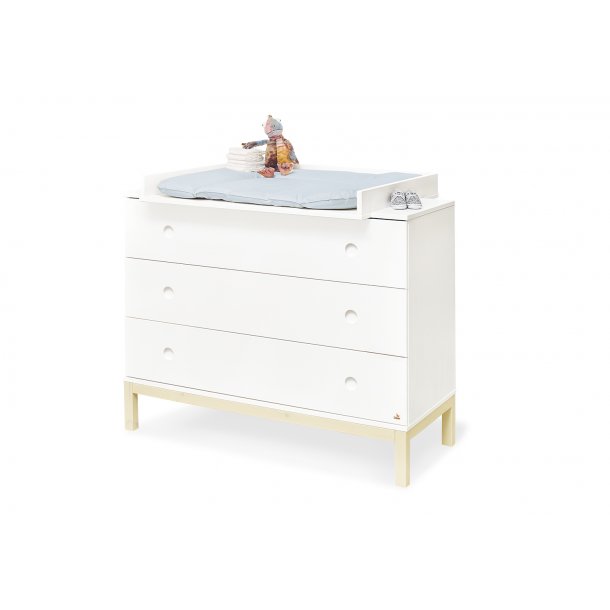 wide changing table