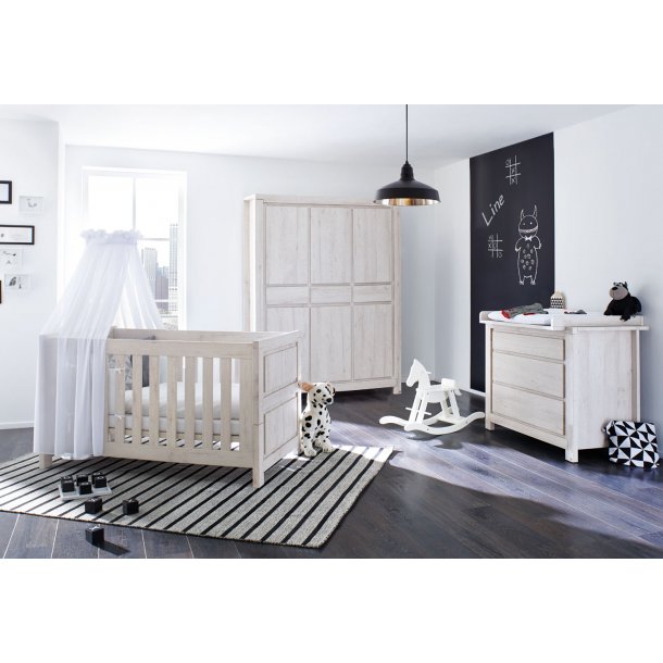 cot with wardrobe