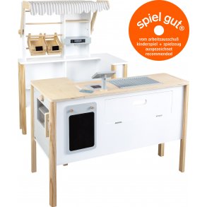 play kitchen in store